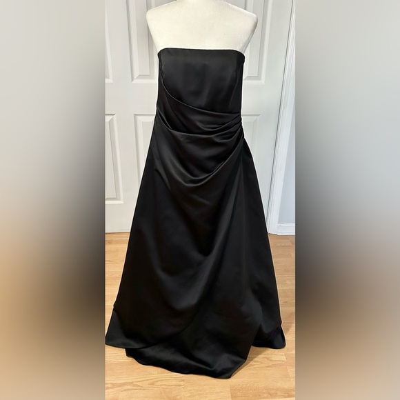 Wedding bridesmaid dress Davids bridal woman size 14 prom or party gown - Picture 1 of 7